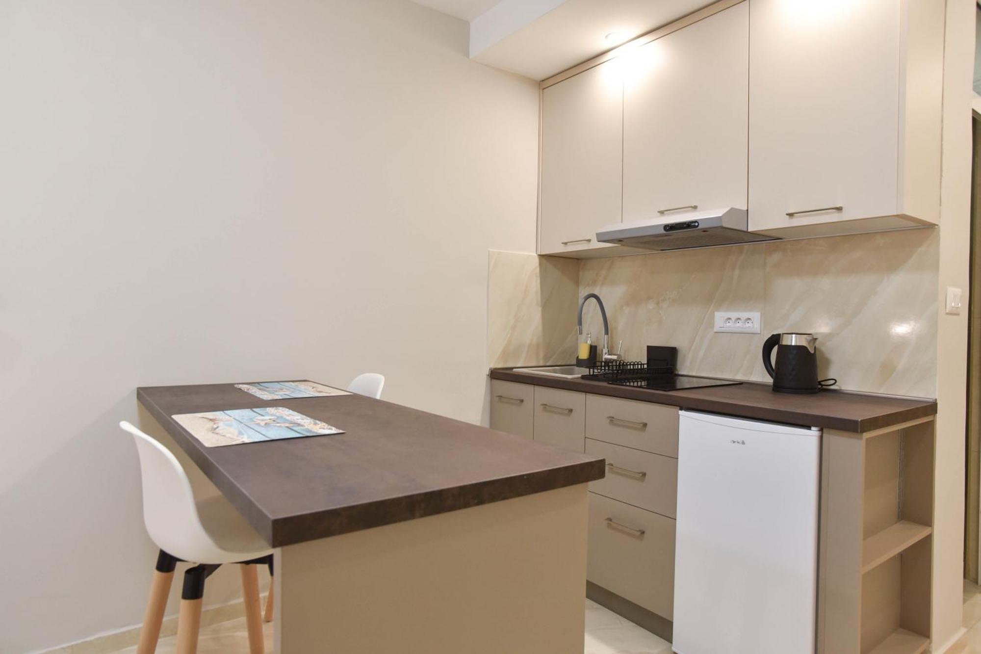 בודווה Apartments Jelusic מראה חיצוני תמונה