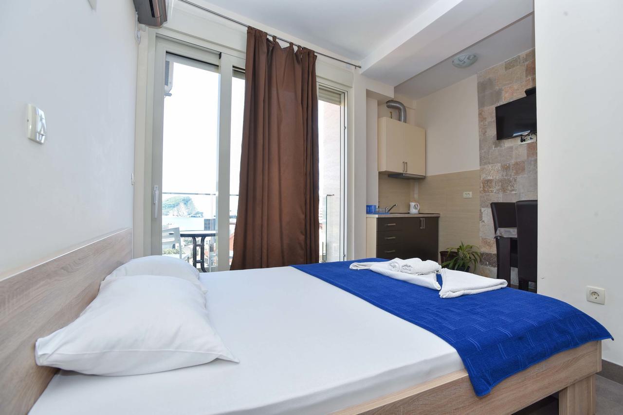 בודווה Apartments Jelusic מראה חיצוני תמונה